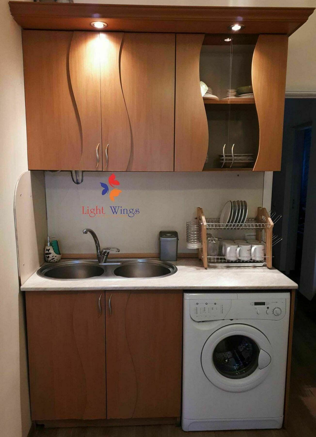 Light Wings Family Guesthouse 예레반 외부 사진