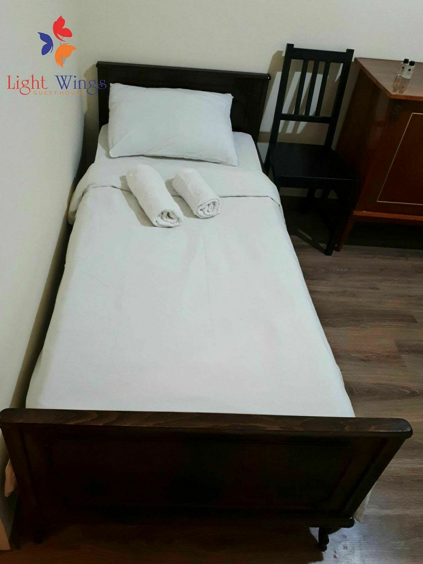 Light Wings Family Guesthouse 예레반 외부 사진